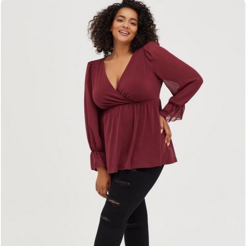 Babydoll Studio Knit Chiffon Sleeves Surplice Top